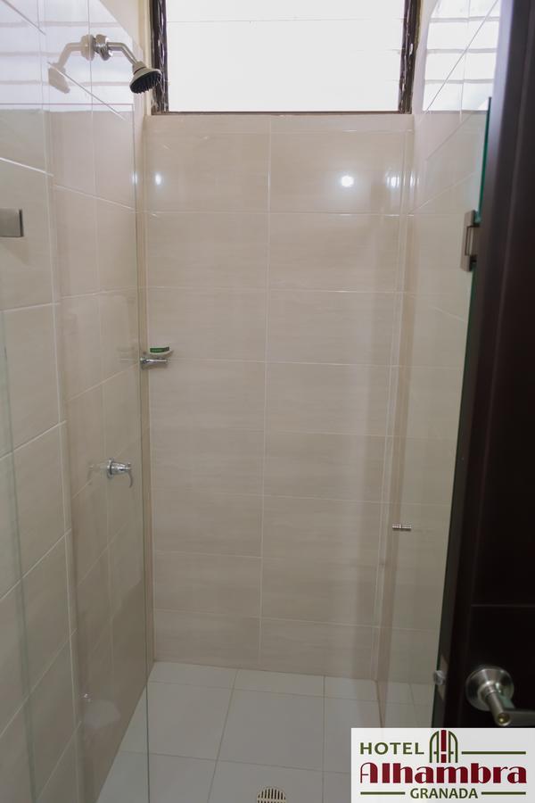 Hotel Alhambra Torre B Гранада Екстер'єр фото