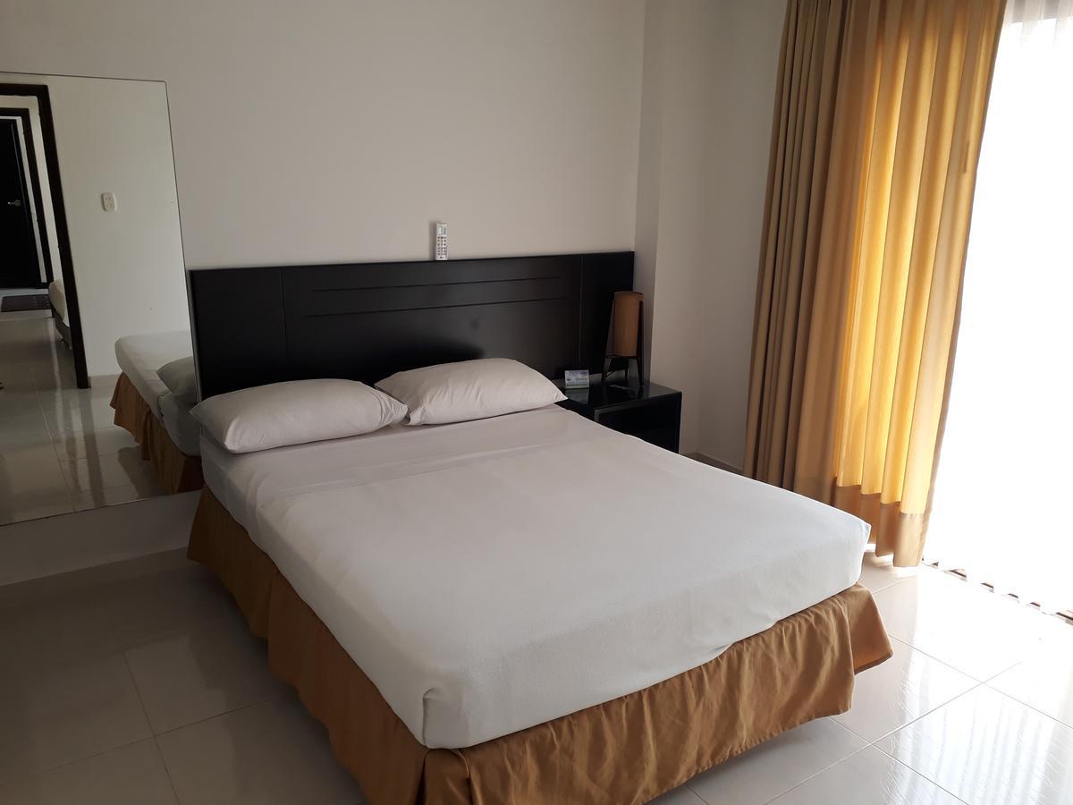 Hotel Alhambra Torre B Гранада Екстер'єр фото