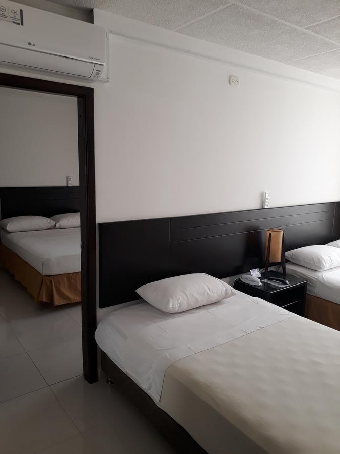 Hotel Alhambra Torre B Гранада Екстер'єр фото